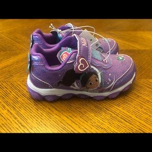 NWT Nickelodeon Nella the Princess Knight sneakers